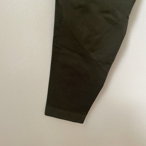 Lululemon Ebb to Street Tight - Picture 7 of 9